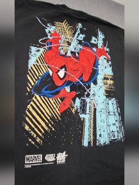HUF × Marvel Comics Spiderman Graphic Tee Shirt.  XL